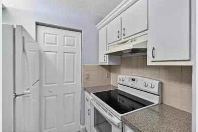 2920 NE 8th Terrace #103, Fort Lauderdale, FL 33334 - Photo 16