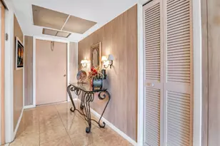 2951 S Palm Aire Dr, Pompano Beach, FL 33069 - Photo 8