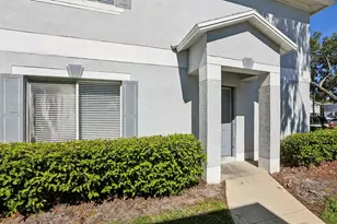 7402 E Banks Dr Unit, Tampa, FL 33617 - Photo 4