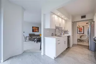 7100 Radice Ct, Lauderhill, FL 33319 - Photo 14