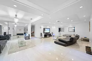 19885 NE 22nd Ave, Miami, FL 33180 - Photo 70