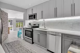 81 NW 47th Ct, Fort Lauderdale, FL 33309 - Photo 22