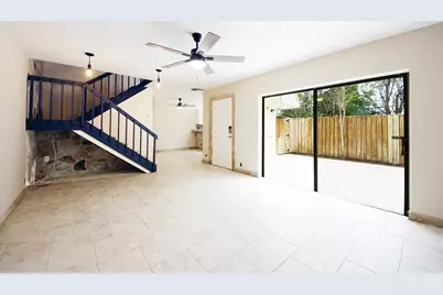 1700 Embassy Drive #402, West Palm Beach, FL 33401 - Photo 4