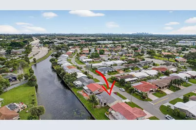 4305 NW 49th Drive, Tamarac, FL 33319 - Photo 2