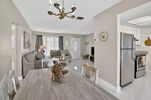 4305 NW 49th Dr, Tamarac, FL 33319 - Photo 8