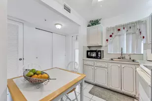 8950 Sunrise Lakes Blvd, Sunrise, FL 33322 - Photo 2