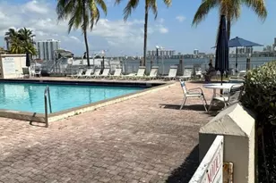 2821 NE N Miami Beach Blvd Unit, North Miami Beach, FL 33160 - Photo 6