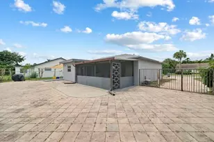 19426 Colorado Cir, Boca Raton, FL 33434 - Photo 30