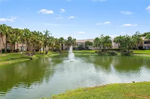 2906 S University Dr, Davie, FL 33328 - Photo 20