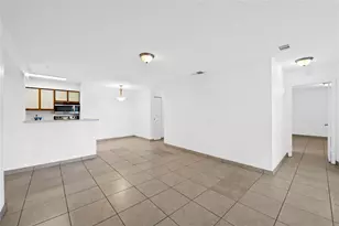 2906 S University Dr, Davie, FL 33328 - Photo 8