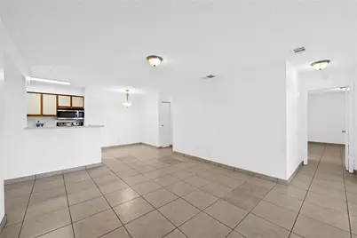 2906 S University Drive #10204, Davie, FL 33328 - Photo 8