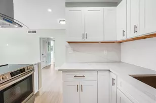 5700 NE 22nd Way, Fort Lauderdale, FL 33308 - Photo 6