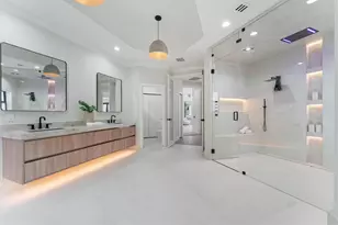 10303 SW 26th St, Davie, FL 33324 - Photo 12