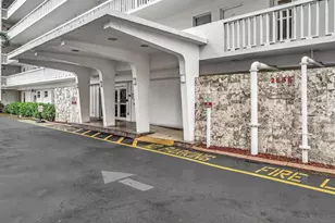 2555 NE 11th St, Fort Lauderdale, FL 33304 - Photo 32