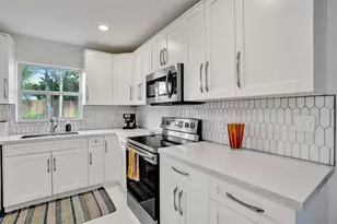 4450 NE 15th Terrace, Oakland Park, FL 33334 - Photo 14