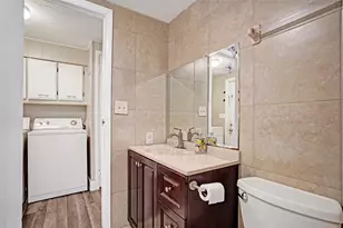 21851 S Heritage Cir, Pembroke Pines, FL 33029 - Photo 32