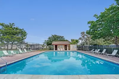 21851 S Heritage Circle, Pembroke Pines, FL 33029 - Photo 74