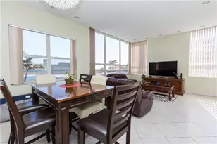 326 Harrison St, Hollywood, FL 33019 - Photo 2