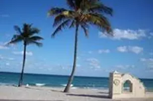 326 Harrison St, Hollywood, FL 33019 - Photo 12