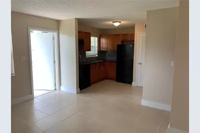 5180 NE 6th Avenue #602, Oakland Park, FL 33334 - Photo 4