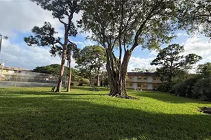 5180 NE 6th Ave, Oakland Park, FL 33334 - Photo 16