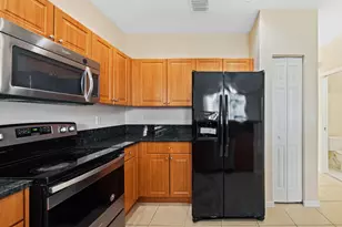 8299 SW 27th St, Miramar, FL 33025 - Photo 10