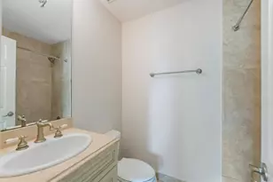 909 Mango Isle, Fort Lauderdale, FL 33315 - Photo 22