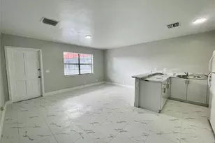 874 SW 10th Dr, Pompano Beach, FL 33060 - Photo 2