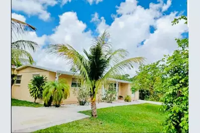 279 Hach Lane, West Palm Beach, FL 33415 - Photo 1