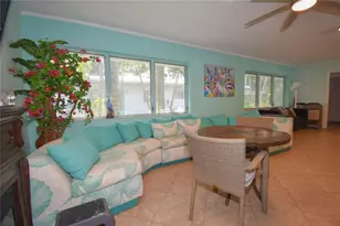 2161 NE 42nd Ct, Pompano Beach, FL 33064 - Photo 32