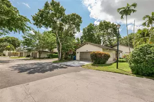 5614 Hammock Ln, Lauderhill, FL 33319 - Photo 48