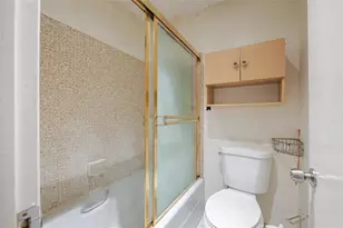 5614 Hammock Ln, Lauderhill, FL 33319 - Photo 22