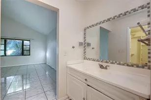 5614 Hammock Ln, Lauderhill, FL 33319 - Photo 20