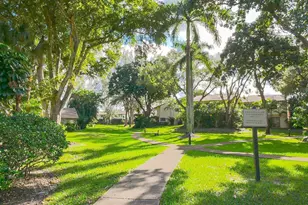 5614 Hammock Ln, Lauderhill, FL 33319 - Photo 32