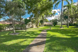 5614 Hammock Ln, Lauderhill, FL 33319 - Photo 30