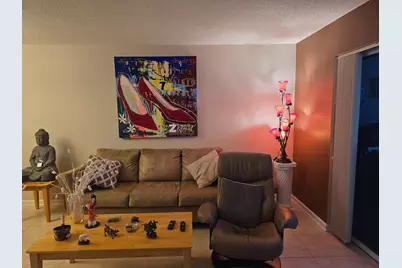 9001 Sunrise Lakes Boulevard #110, Sunrise, FL 33322 - Photo 4