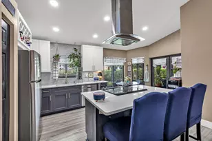 10940 Cypress Run Cir, Coral Springs, FL 33071 - Photo 6