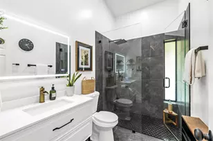 10940 Cypress Run Cir, Coral Springs, FL 33071 - Photo 12