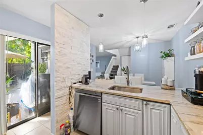 3387 Cocoplum Circle #3387, Pompano Beach, FL 33063 - Photo 10