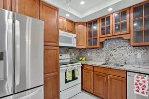 130 Cypress Club Dr, Pompano Beach, FL 33060 - Photo 6