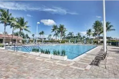 740 Burgundy P #740, Delray Beach, FL 33484 - Photo 4