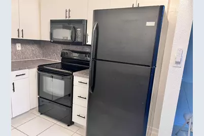 740 Burgundy P #740, Delray Beach, FL 33484 - Photo 14