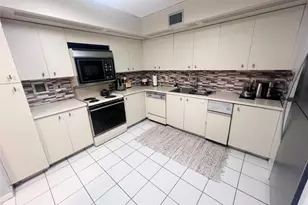 2802 N 46th Ave, Hollywood, FL 33021 - Photo 12