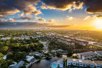 2757 NE 14th Avenue, Fort Lauderdale, FL 33334 - Photo 2