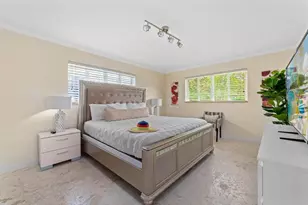 2757 NE 14th Ave, Wilton Manors, FL 33334 - Photo 24