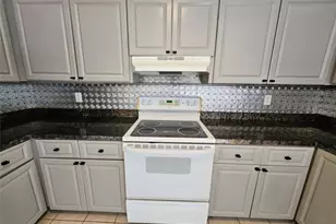 8047 NW 8th St, Plantation, FL 33324 - Photo 4