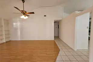 8047 NW 8th St, Plantation, FL 33324 - Photo 2