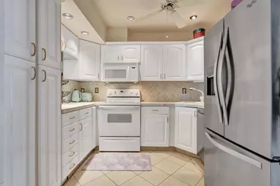 2500 NE 36th Street #8, Pompano Beach, FL 33064 - Photo 32