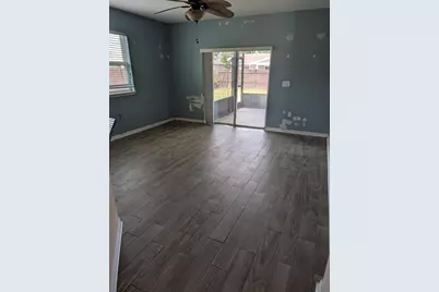 313 NE Glentry Avenue, Port Saint Lucie, FL 34983 - Photo 6