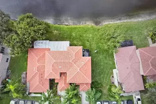 1741 SW 109th Terrace, Davie, FL 33324 - Photo 10